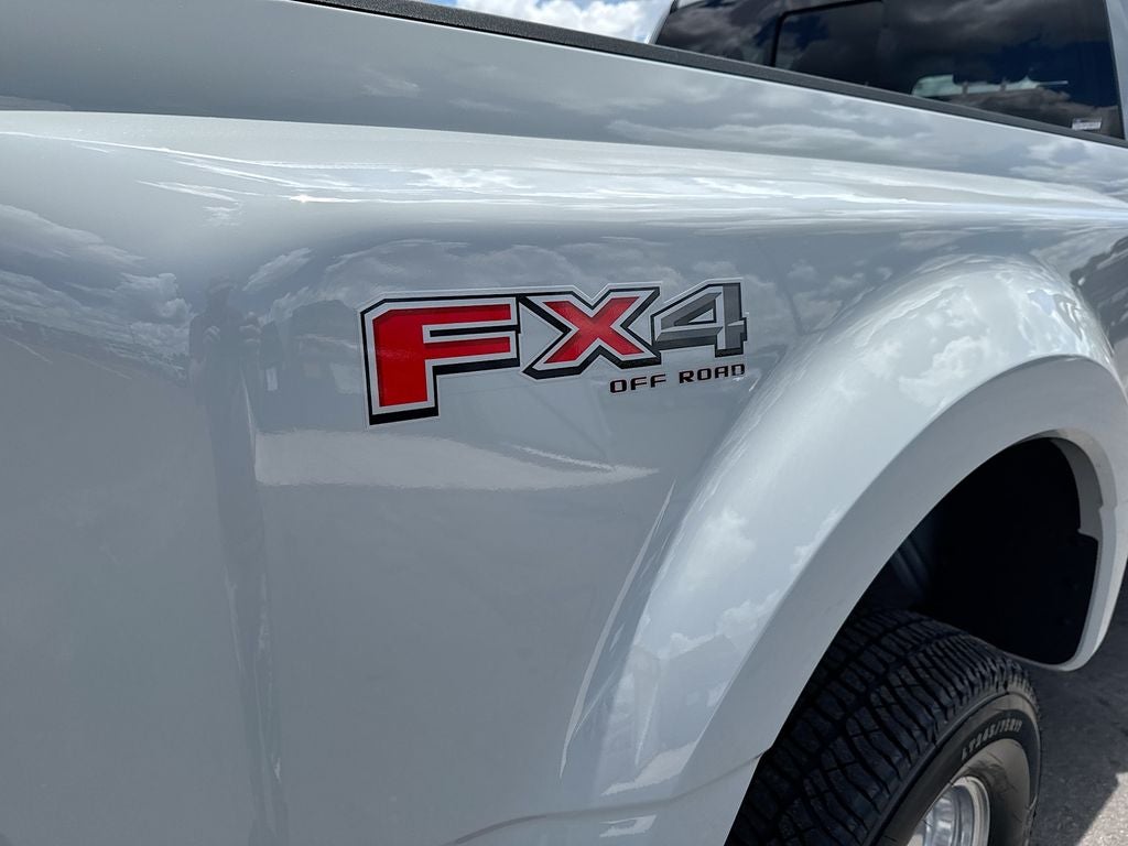 2026 Ford F-350SD Lariat DRW