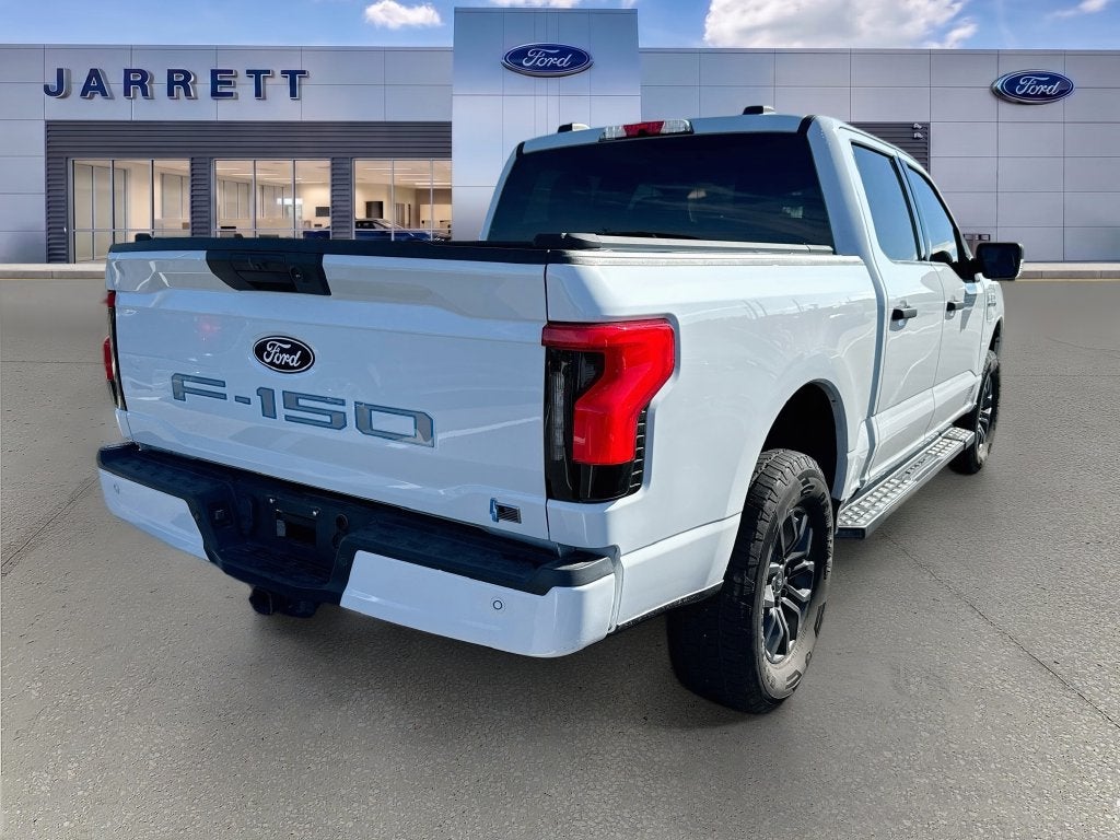 2023 Ford F-150 Lightning XLT