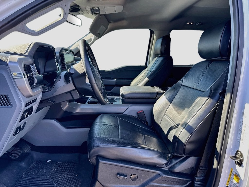 2023 Ford F-150 Lightning XLT