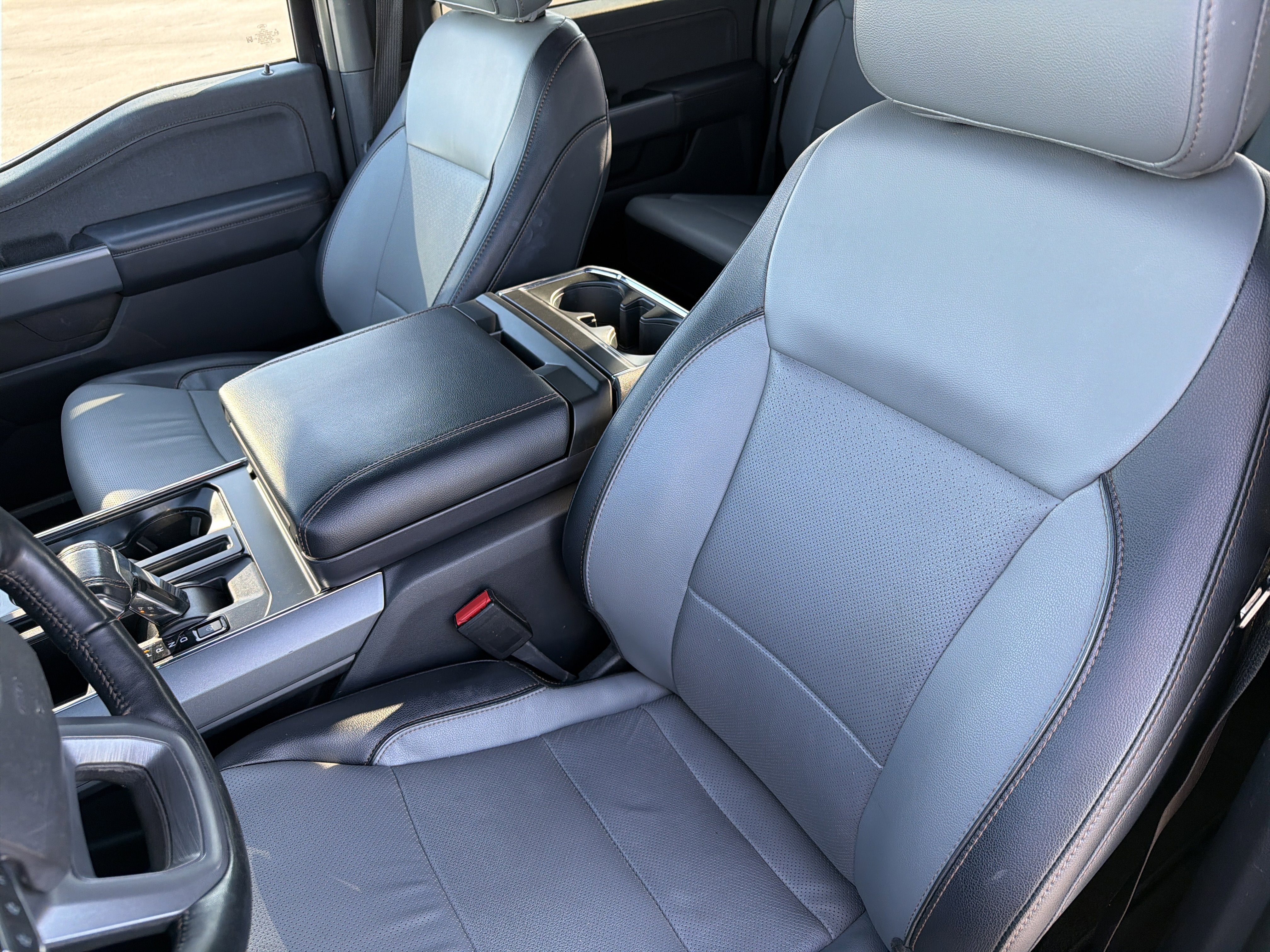 2023 Ford F-150 Lightning Lariat