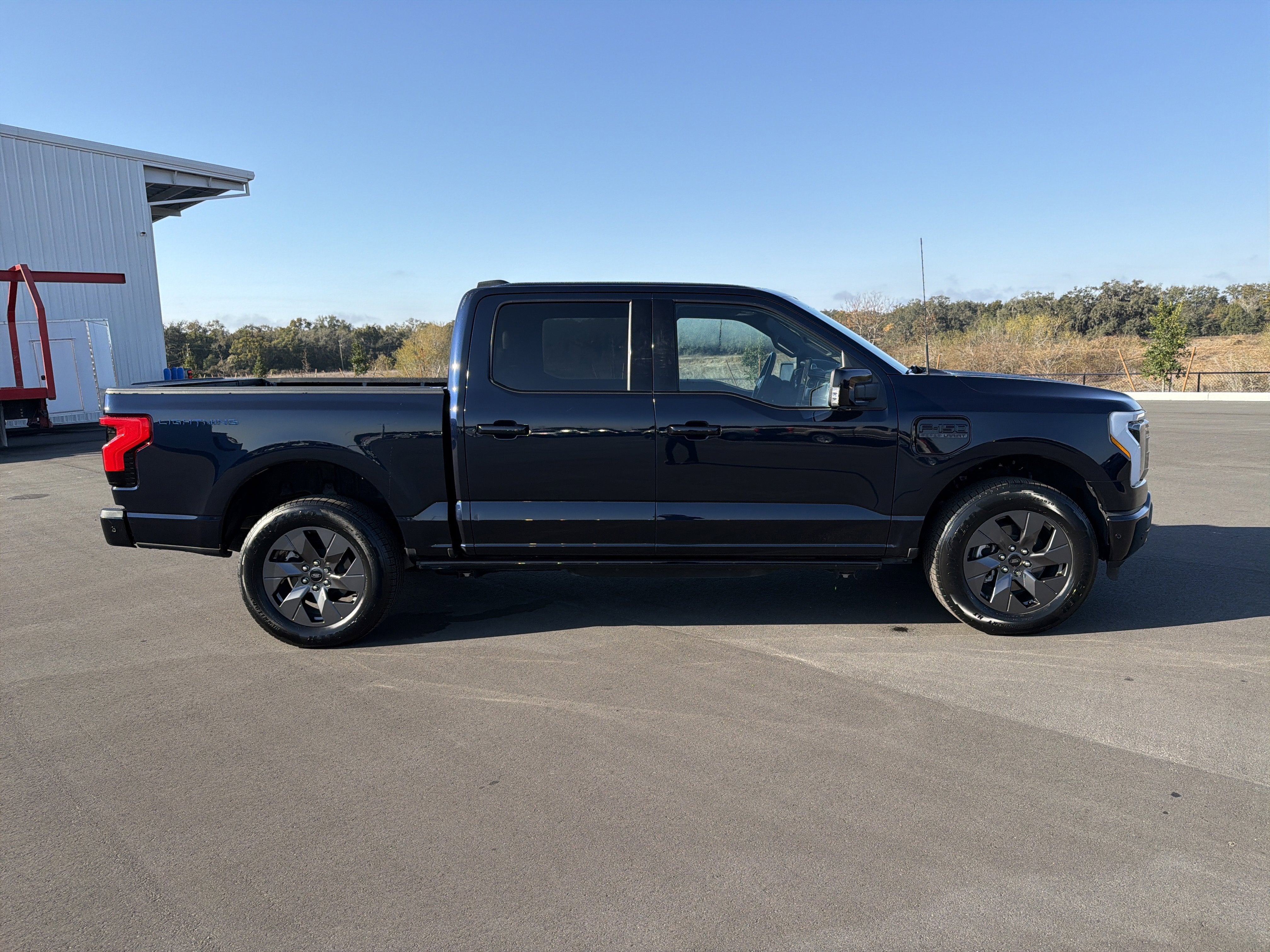 2023 Ford F-150 Lightning Lariat