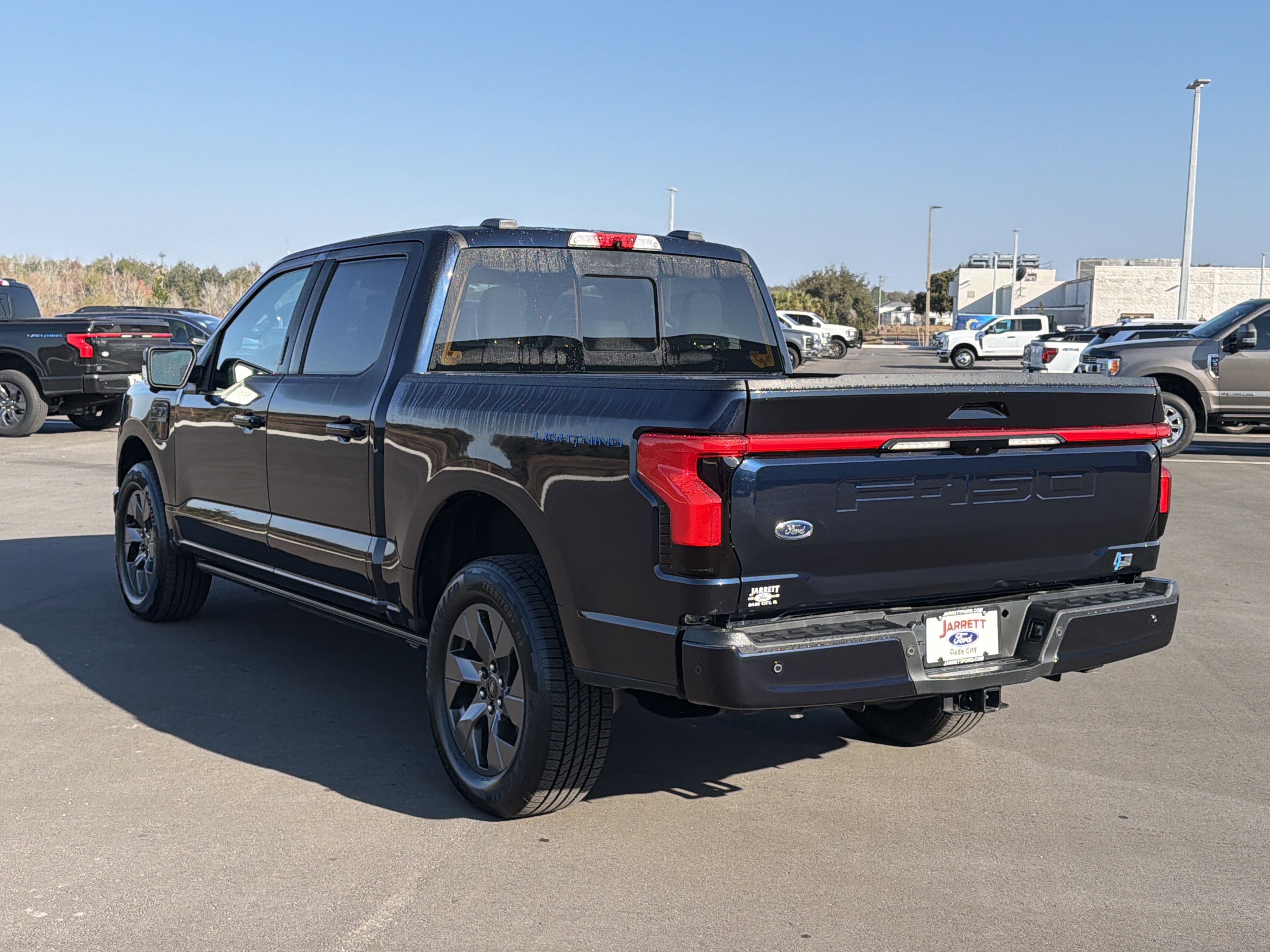 2023 Ford F-150 Lightning Lariat