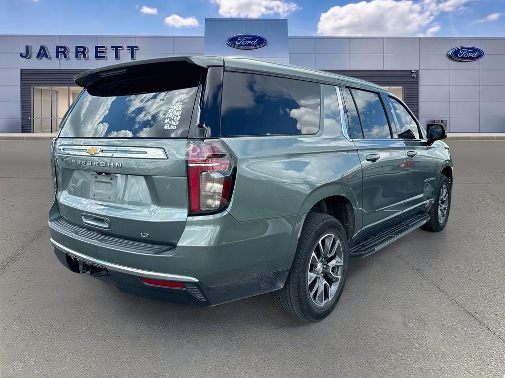 2024 Chevrolet Suburban LT