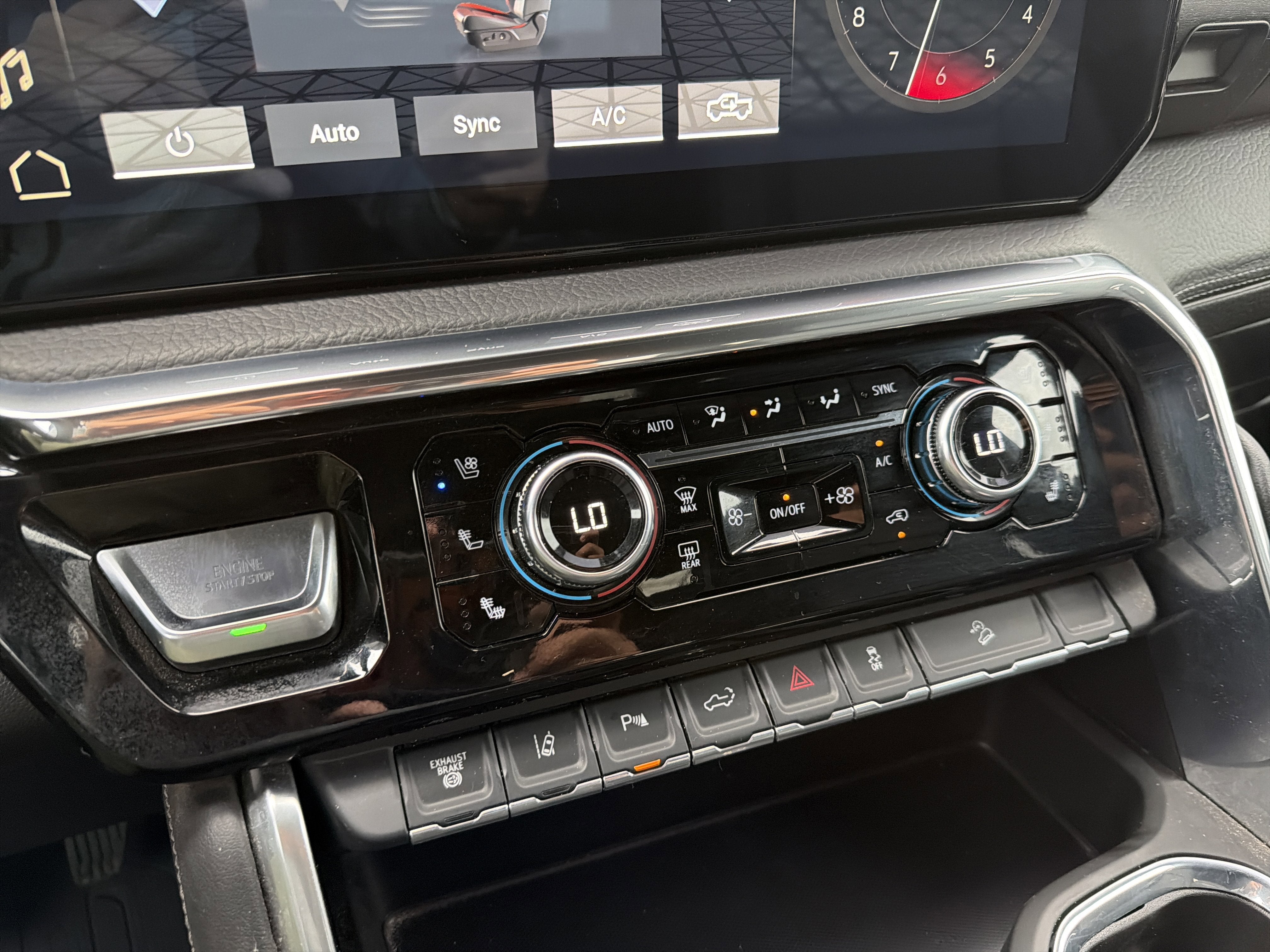 2024 GMC Sierra 2500HD Denali