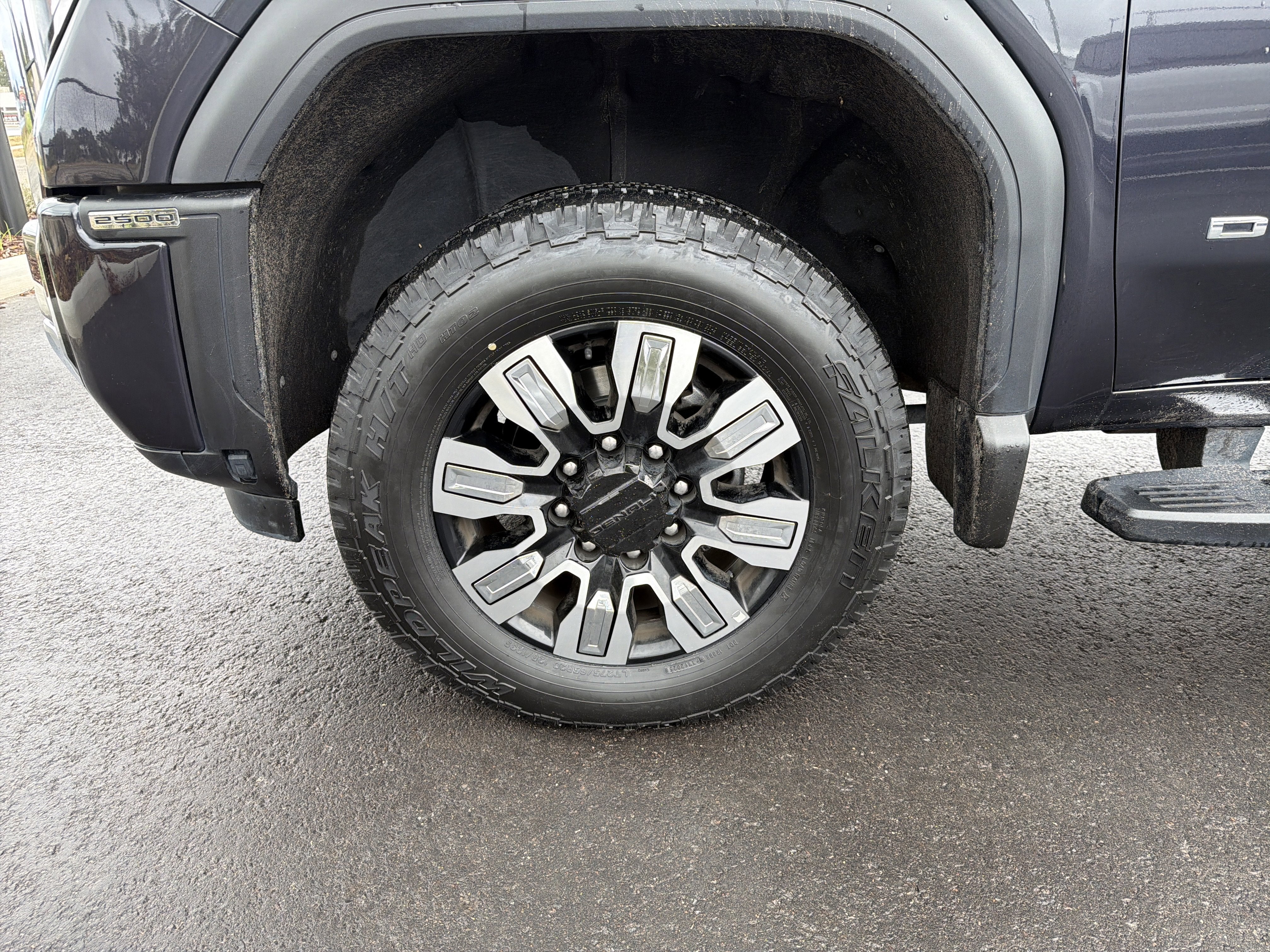 2024 GMC Sierra 2500HD Denali