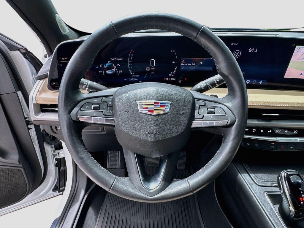 2024 Cadillac XT4 Premium Luxury