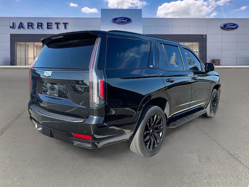 2023 Cadillac Escalade Sport