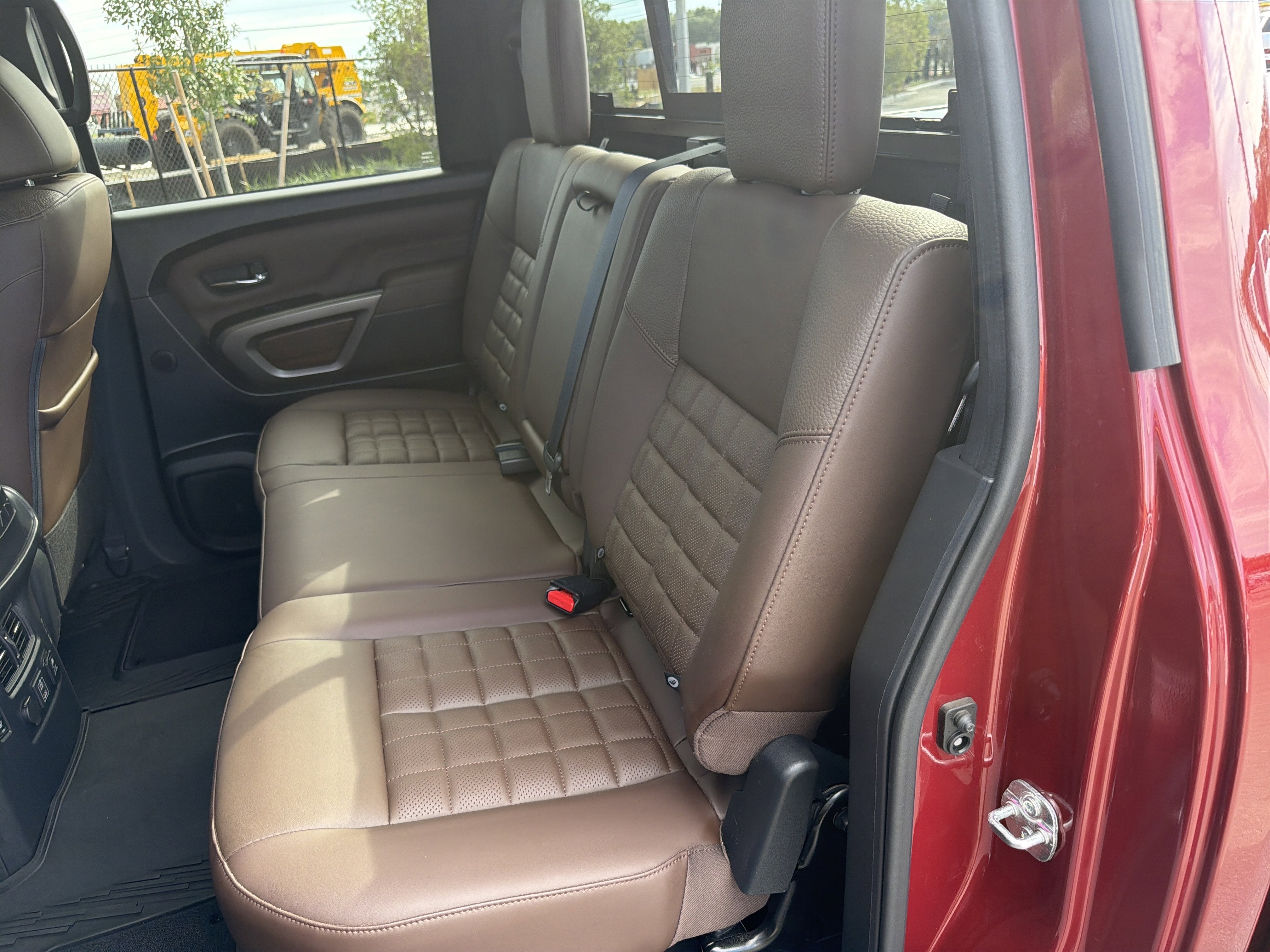 2024 Nissan Titan Platinum Reserve
