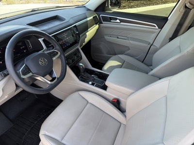 2022 Volkswagen Atlas 2.0T SE w/Technology