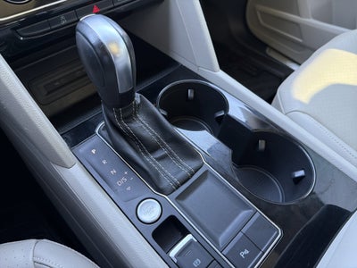 2022 Volkswagen Atlas 2.0T SE w/Technology