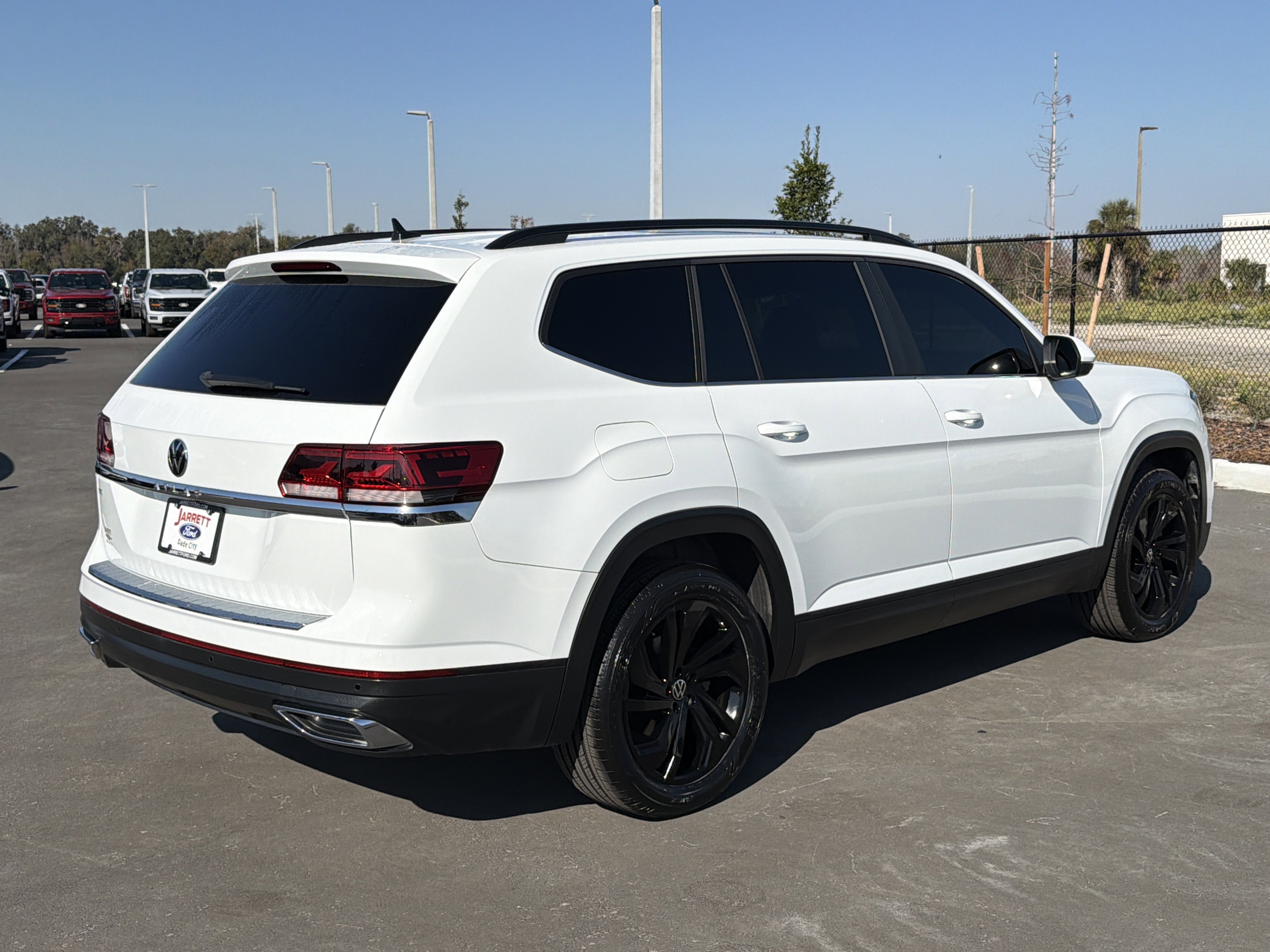 2022 Volkswagen Atlas 2.0T SE w/Technology