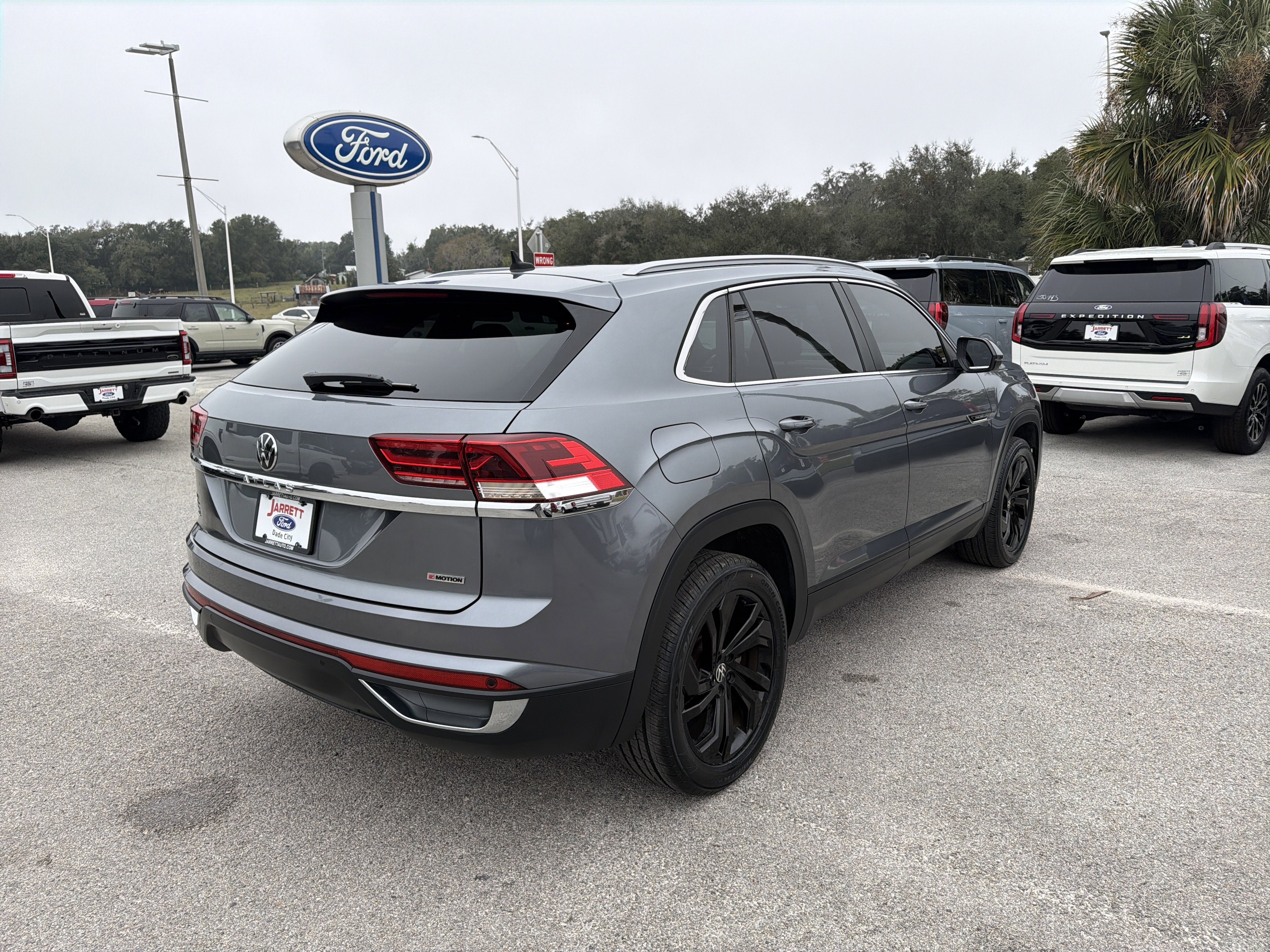 2020 Volkswagen Atlas Cross Sport 2.0T SEL Premium 4Motion
