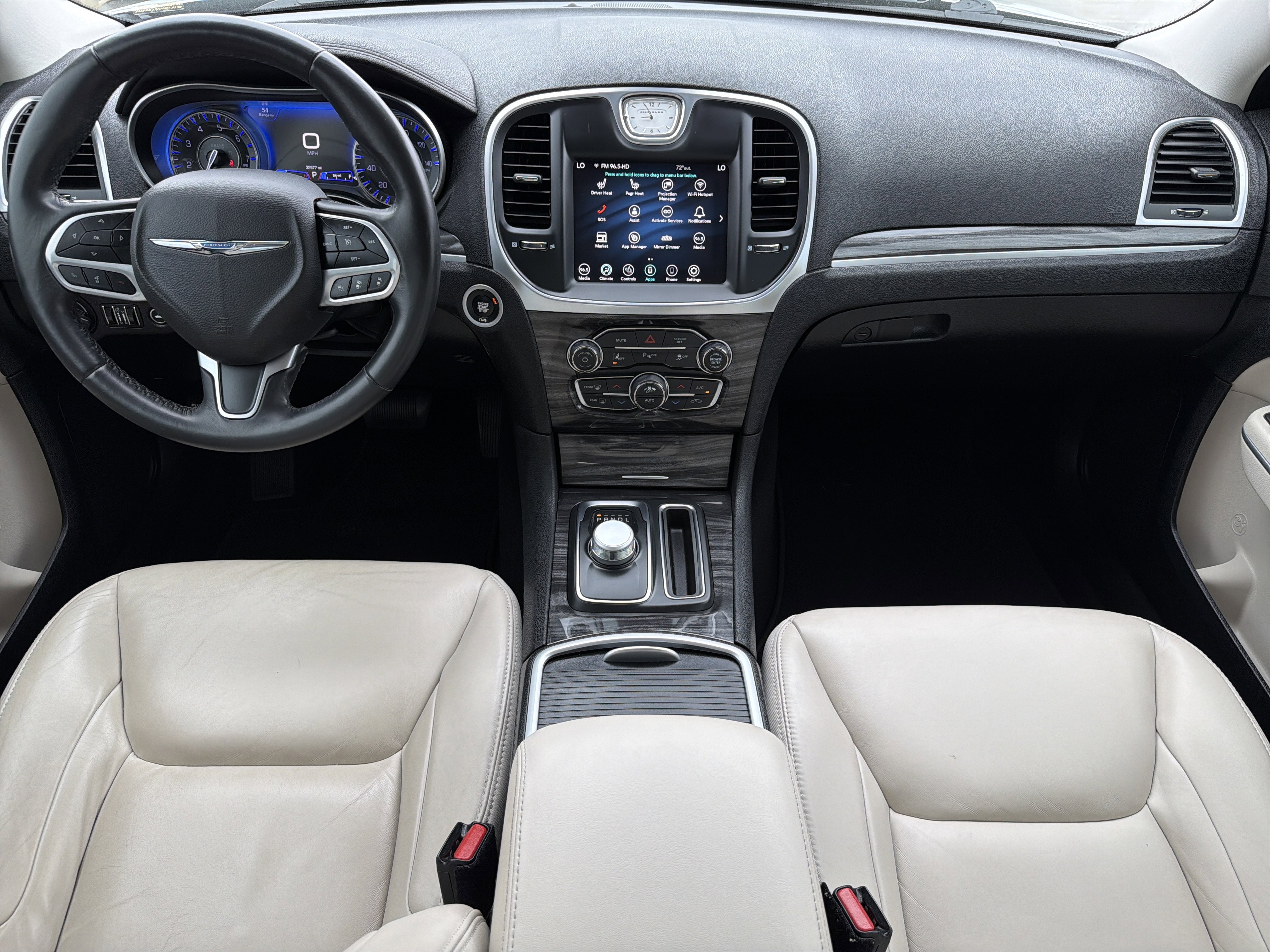 2021 Chrysler 300 Touring