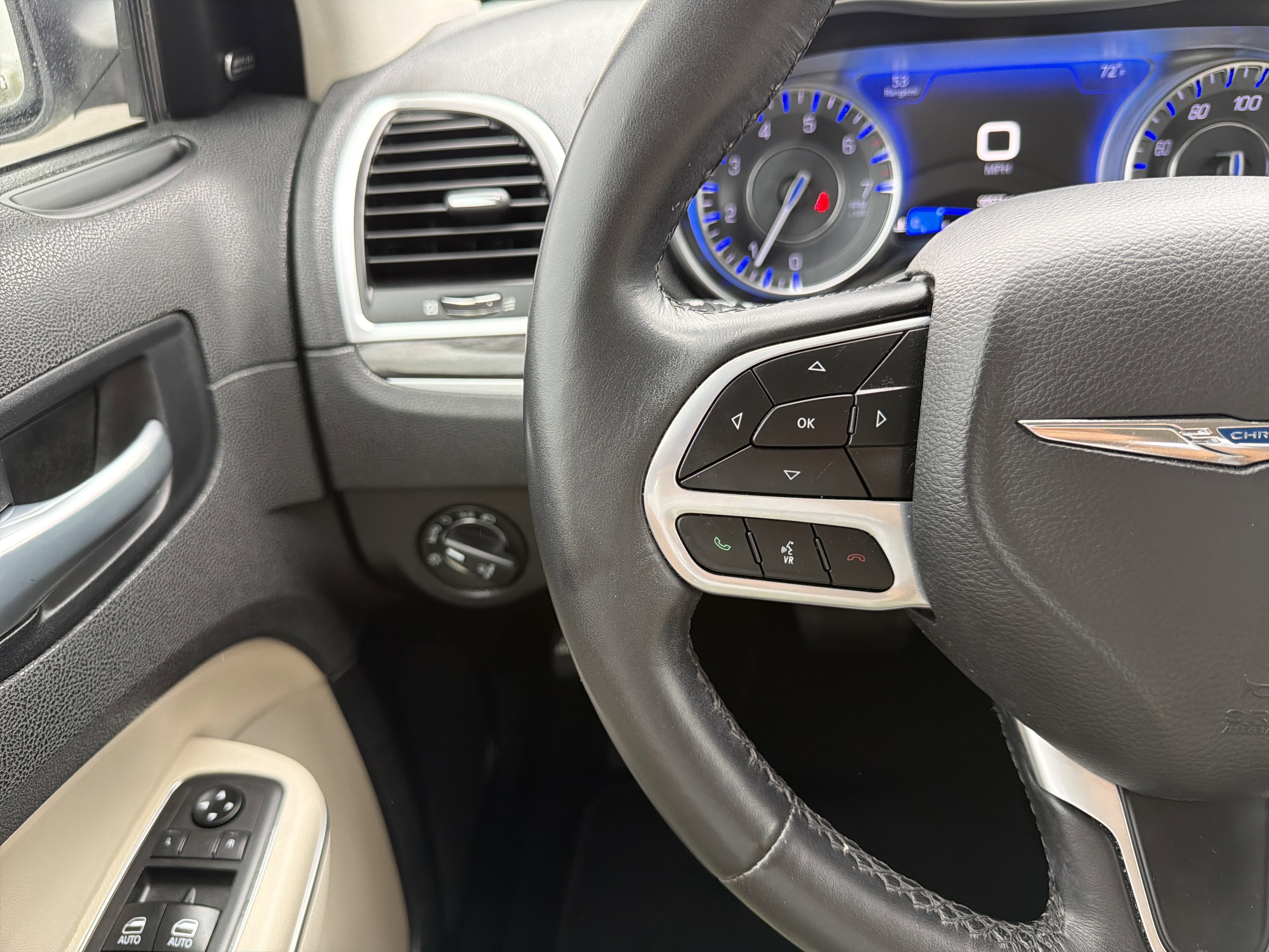 2021 Chrysler 300 Touring