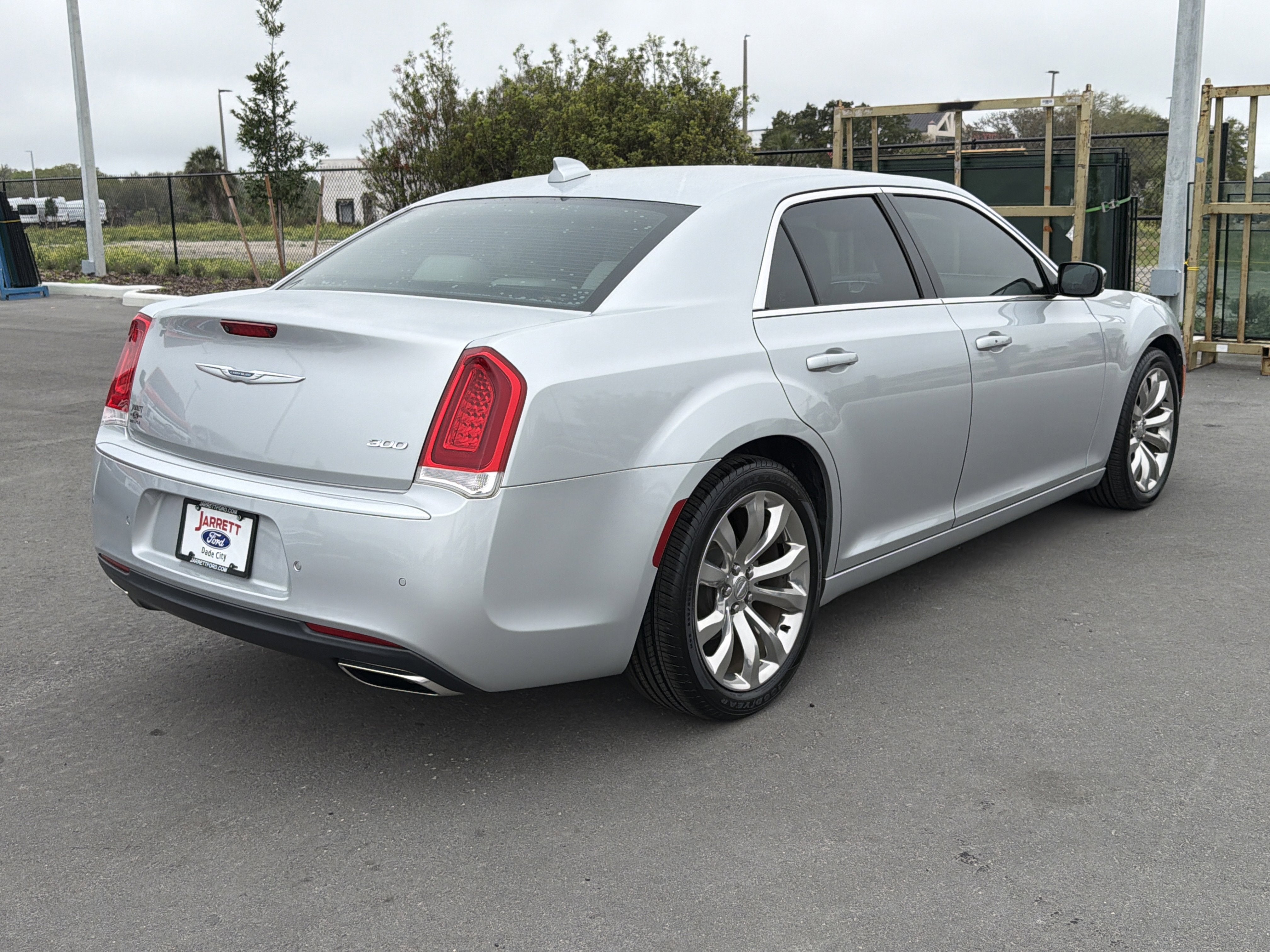 2021 Chrysler 300 Touring