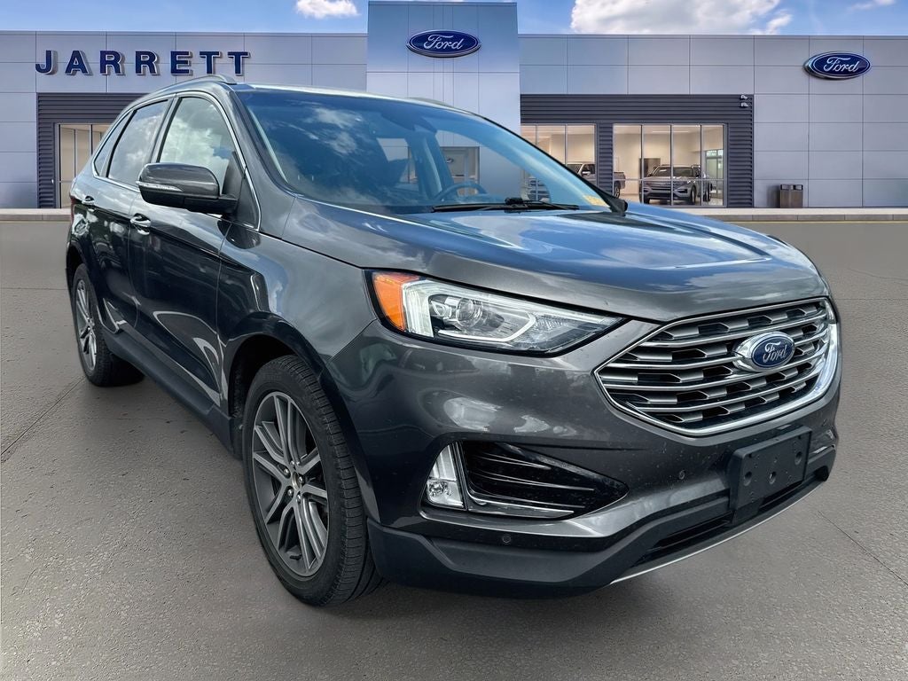 2020 Ford Edge Titanium