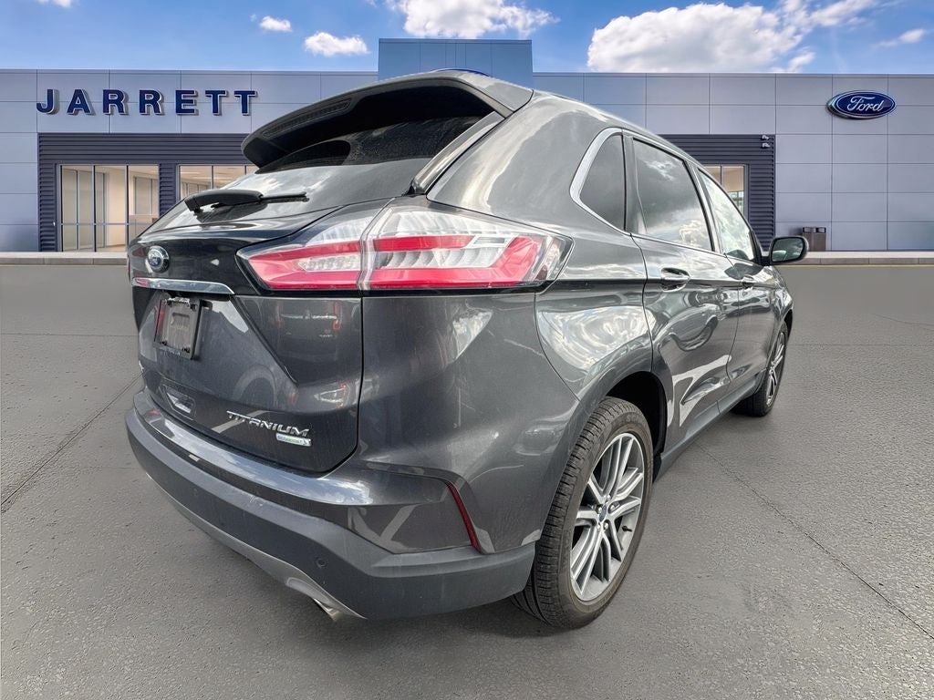 2020 Ford Edge Titanium