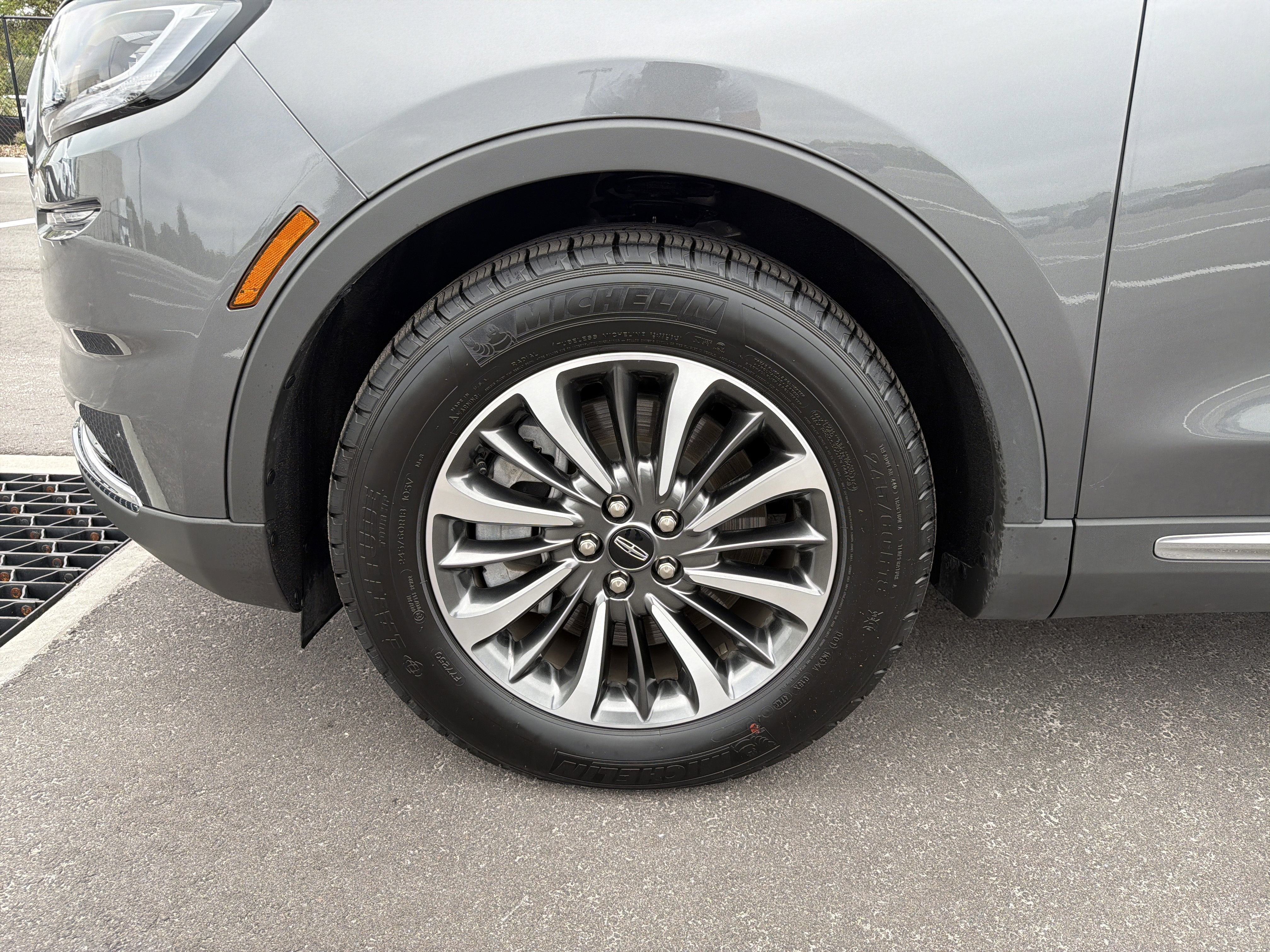 2023 Lincoln Nautilus Standard