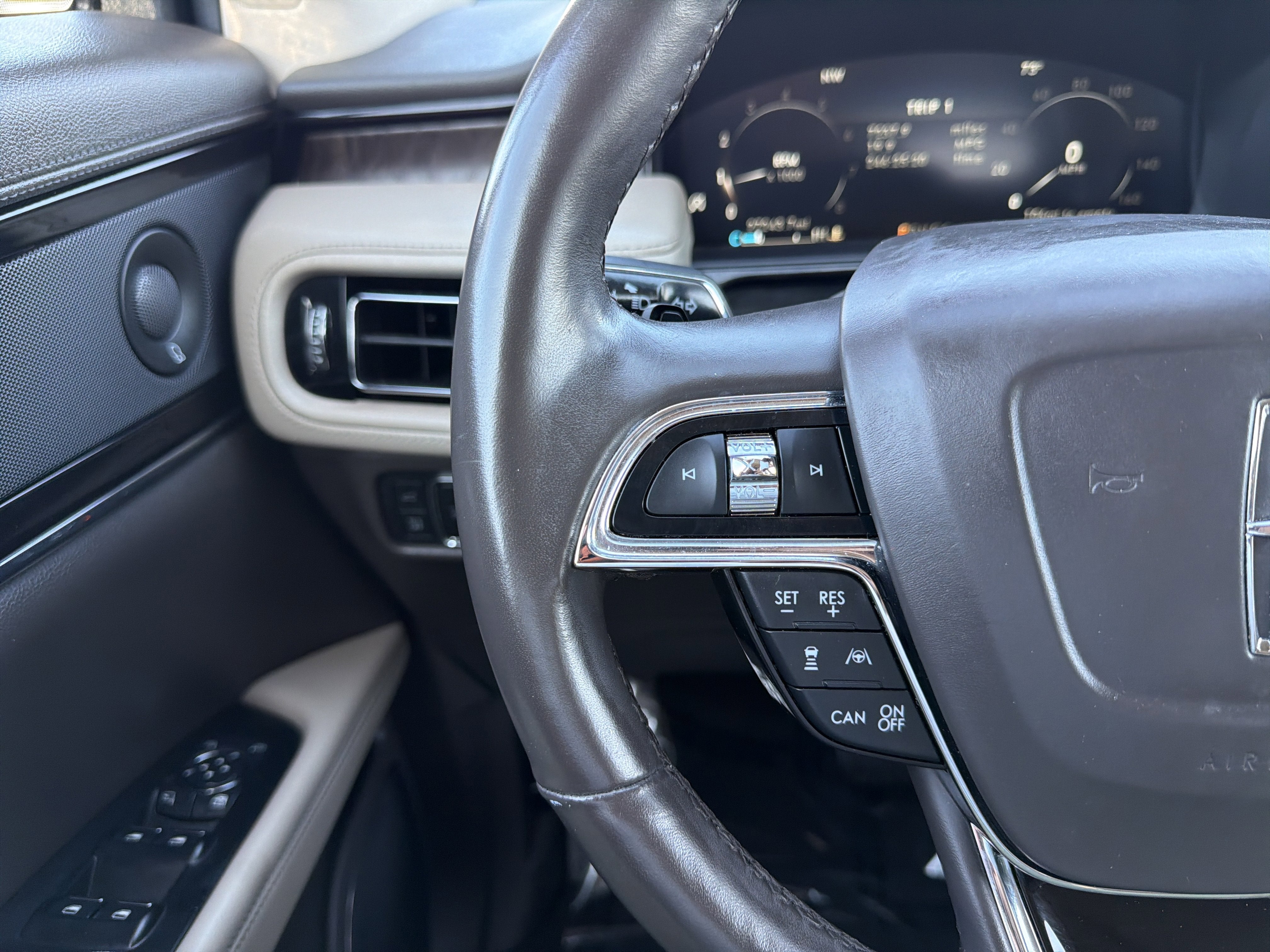 2021 Lincoln Nautilus Reserve