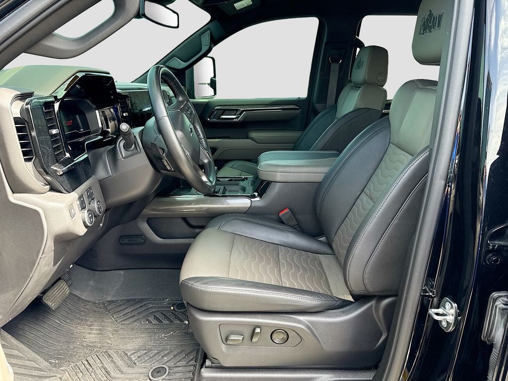 2024 Chevrolet Silverado 1500 ZR2