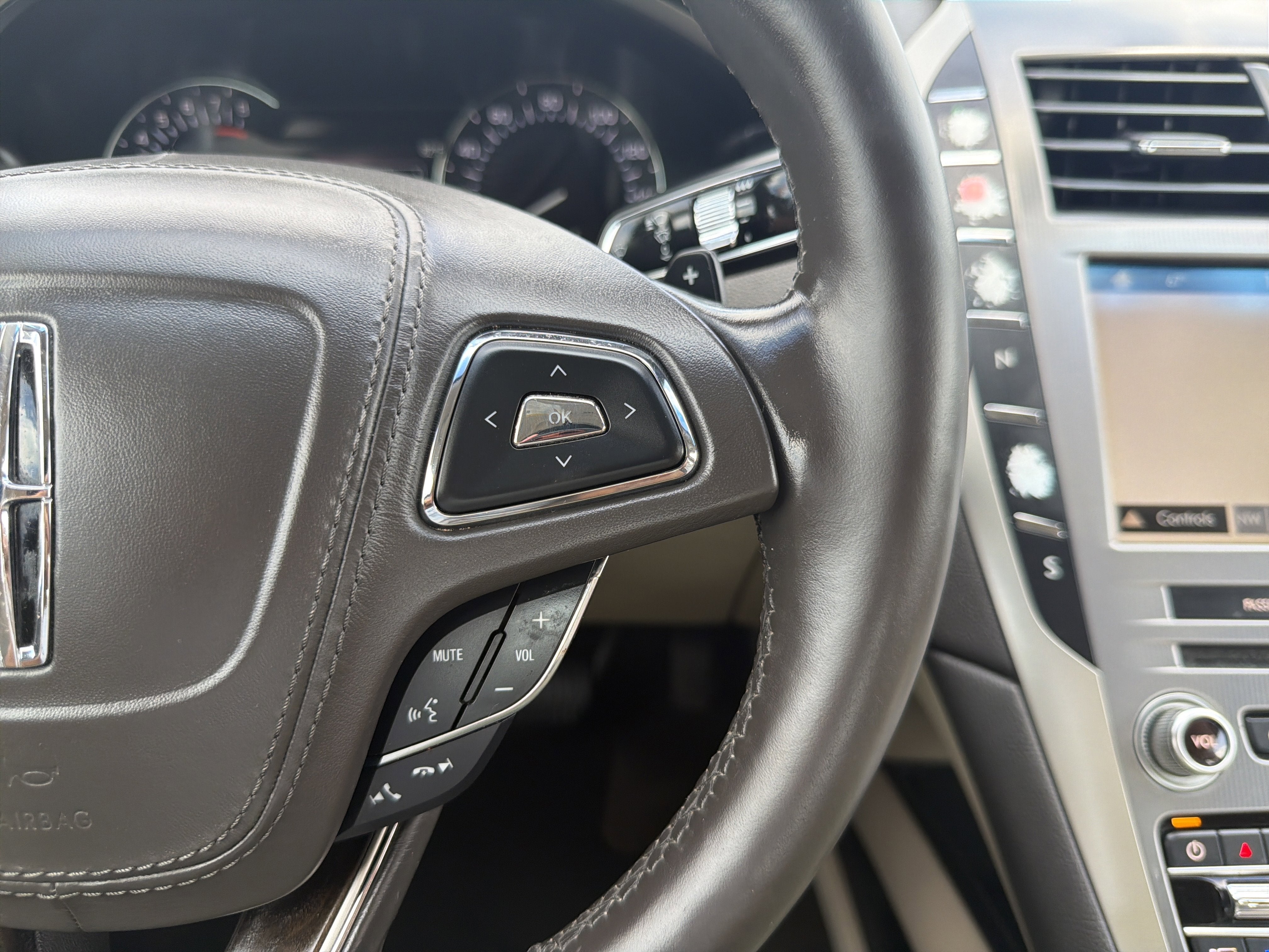 2019 Lincoln MKZ Reserve