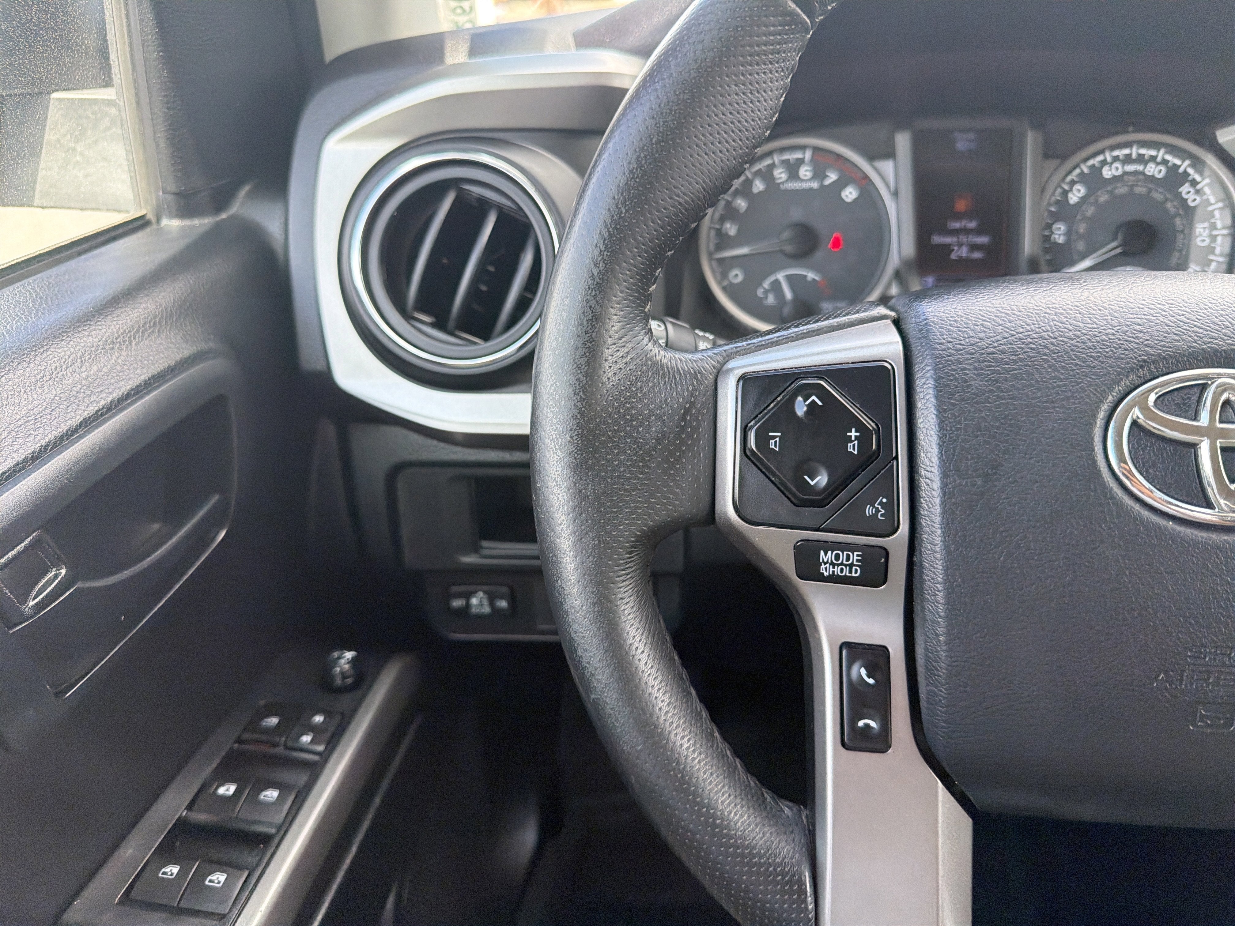 2019 Toyota Tacoma TRD Sport V6