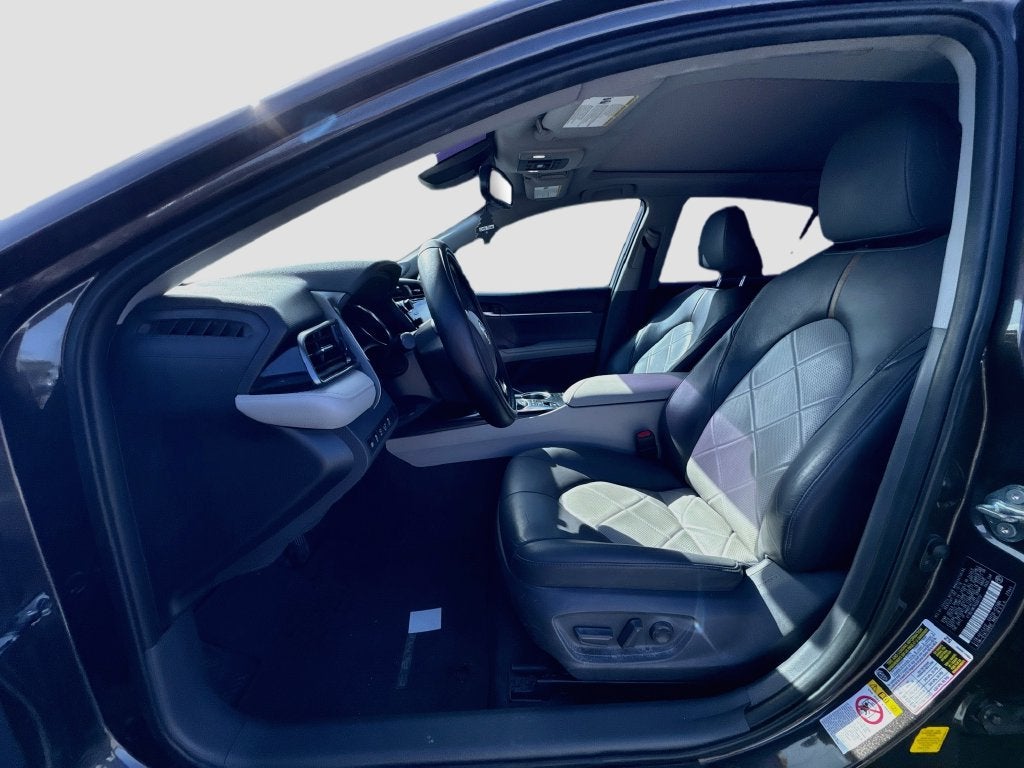 2019 Toyota Camry XLE