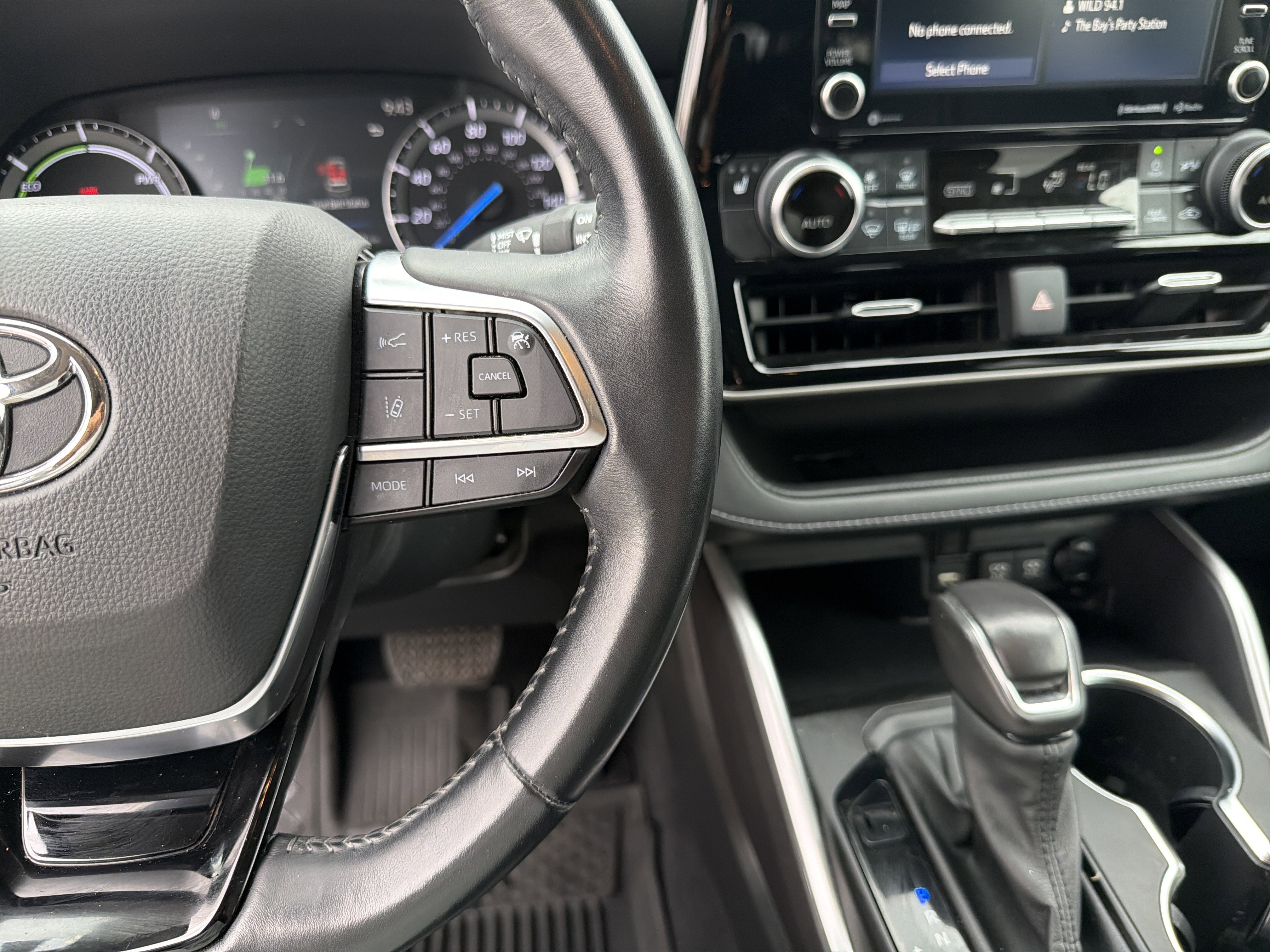 2021 Toyota Highlander Hybrid XLE