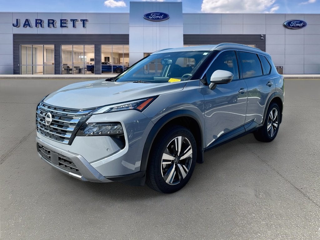 2025 Nissan Rogue SL