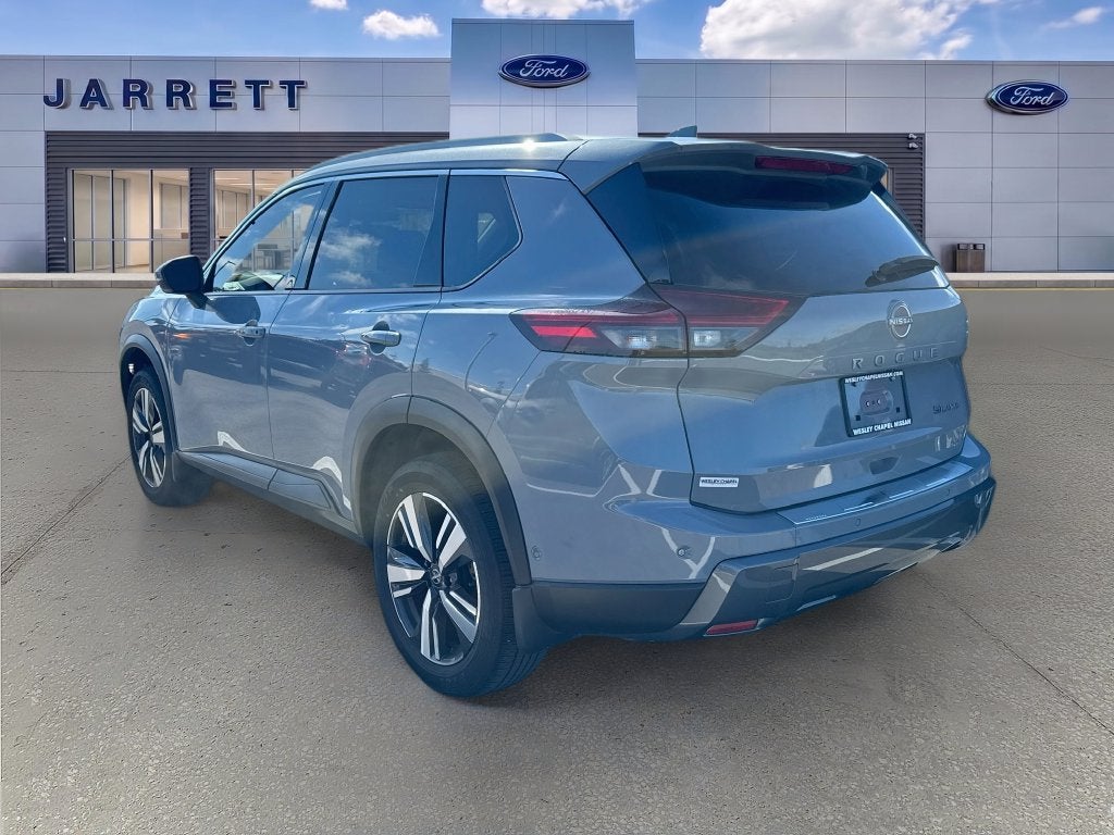2025 Nissan Rogue SL
