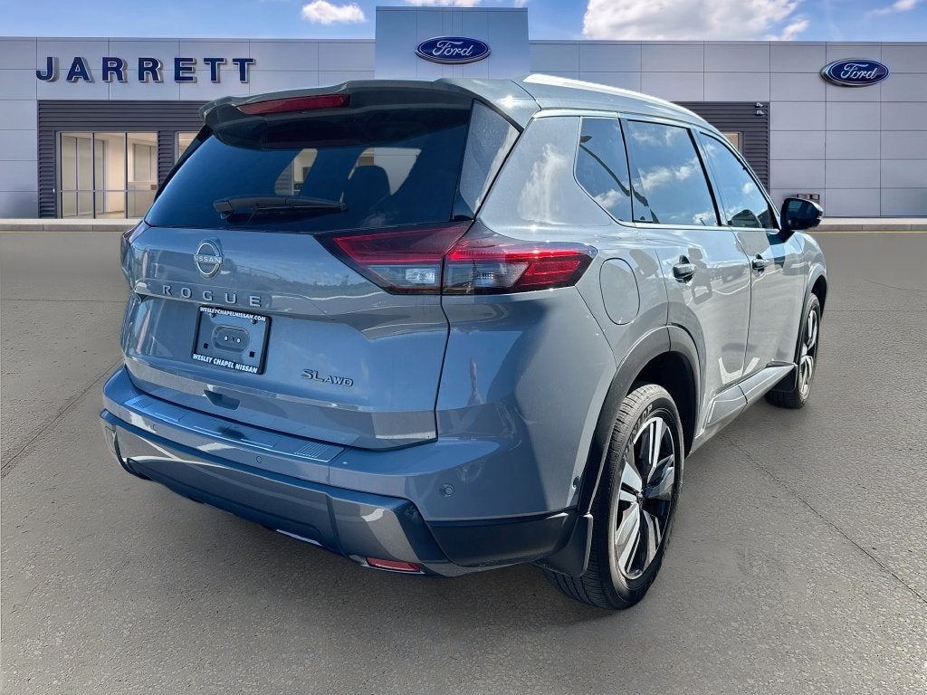 2025 Nissan Rogue SL