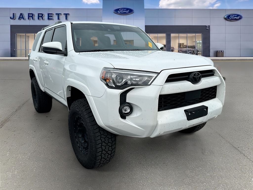 2024 Toyota 4Runner SR5