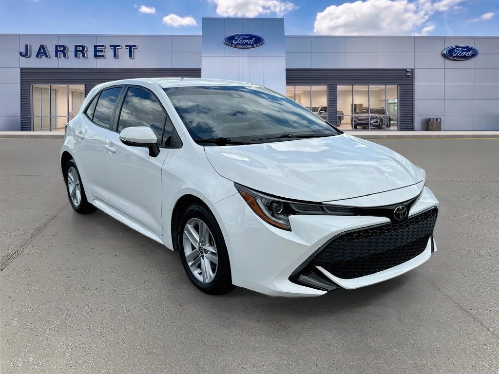 2022 Toyota Corolla Hatchback SE