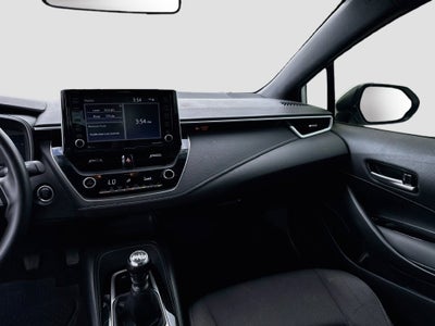 2022 Toyota Corolla Hatchback SE