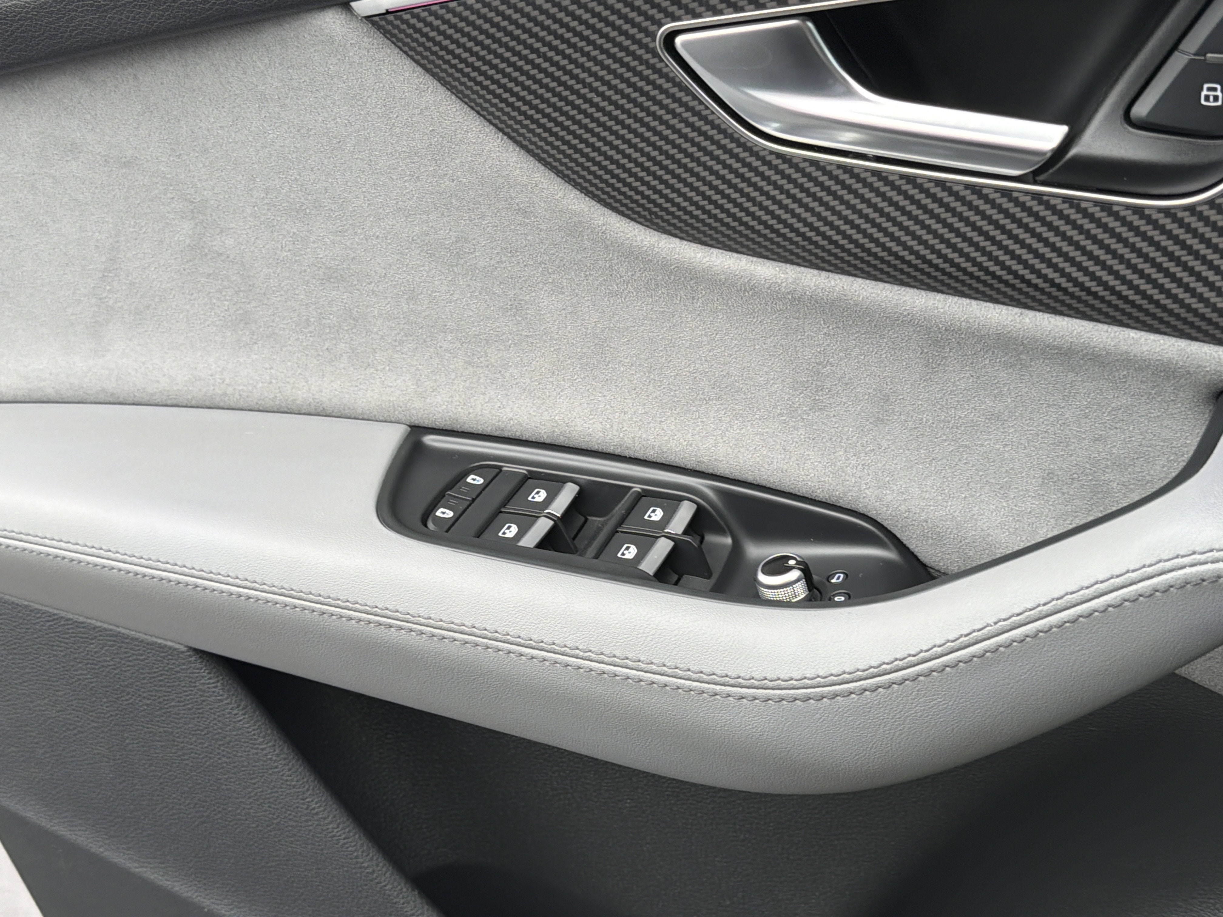 2025 Audi SQ7 Premium Plus quattro