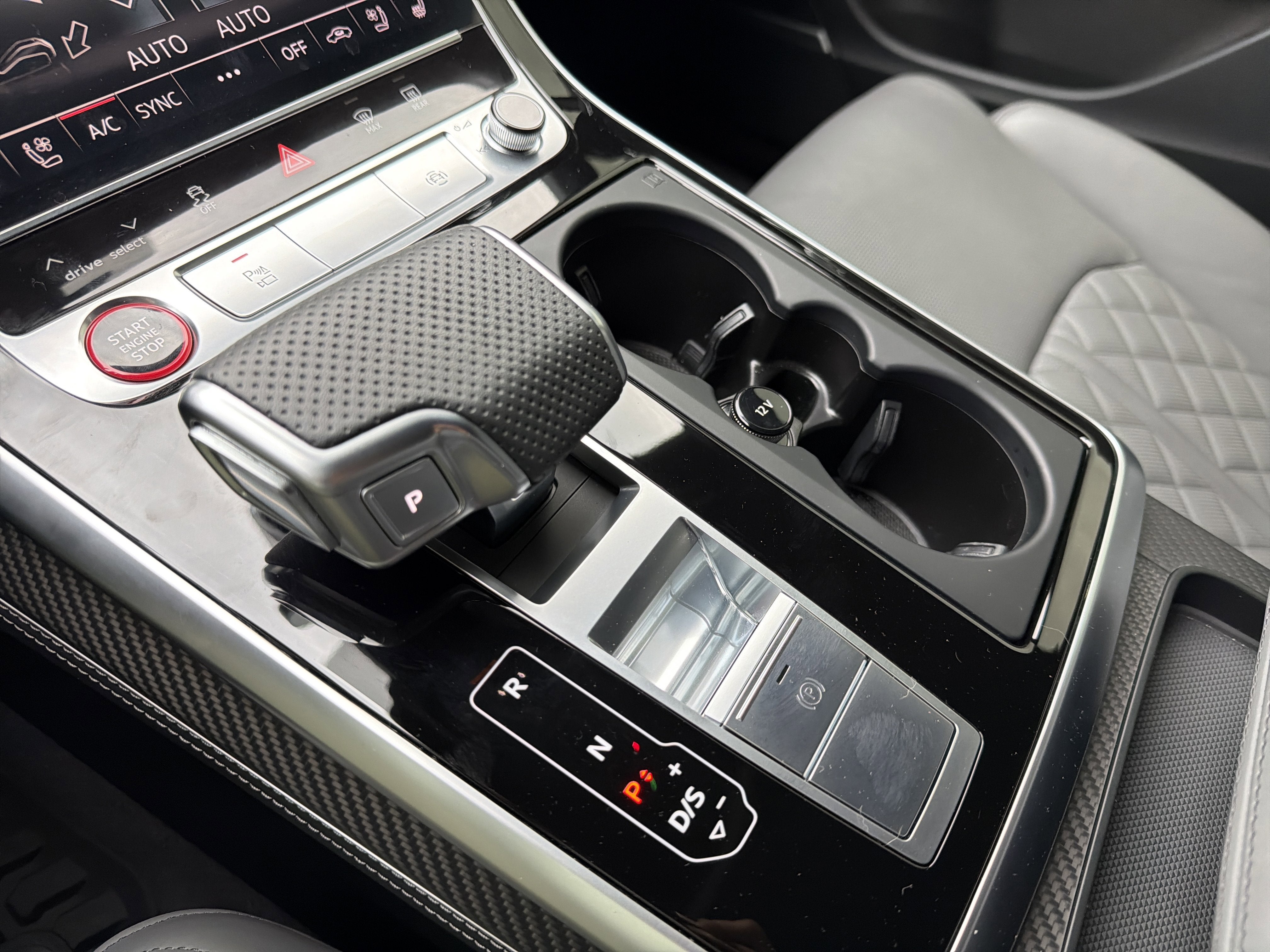 2025 Audi SQ7 Premium Plus quattro