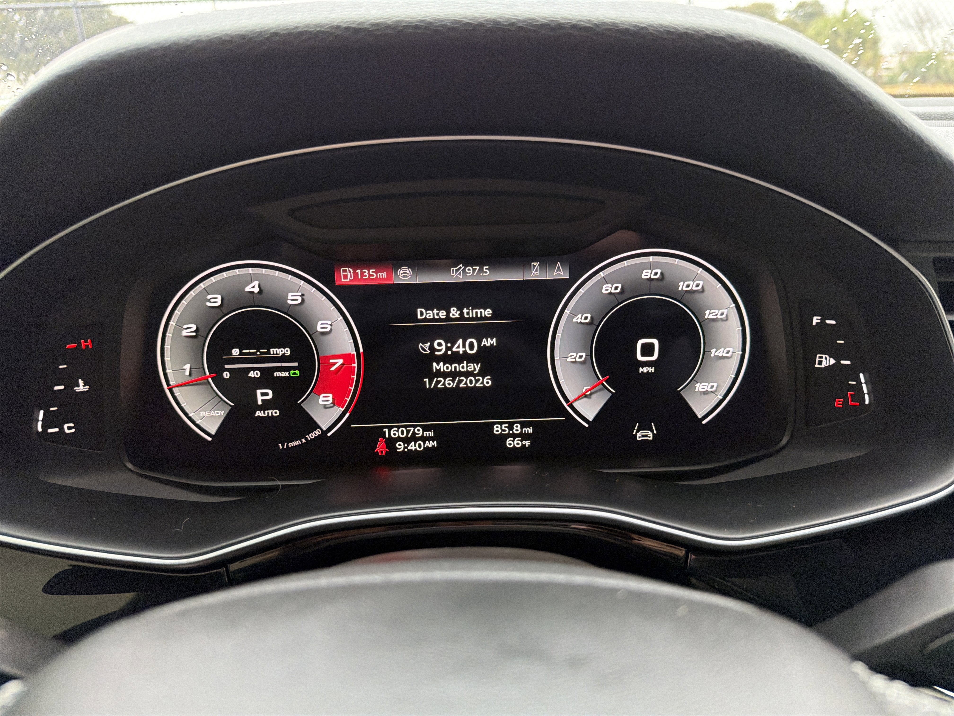 2025 Audi SQ7 Premium Plus quattro