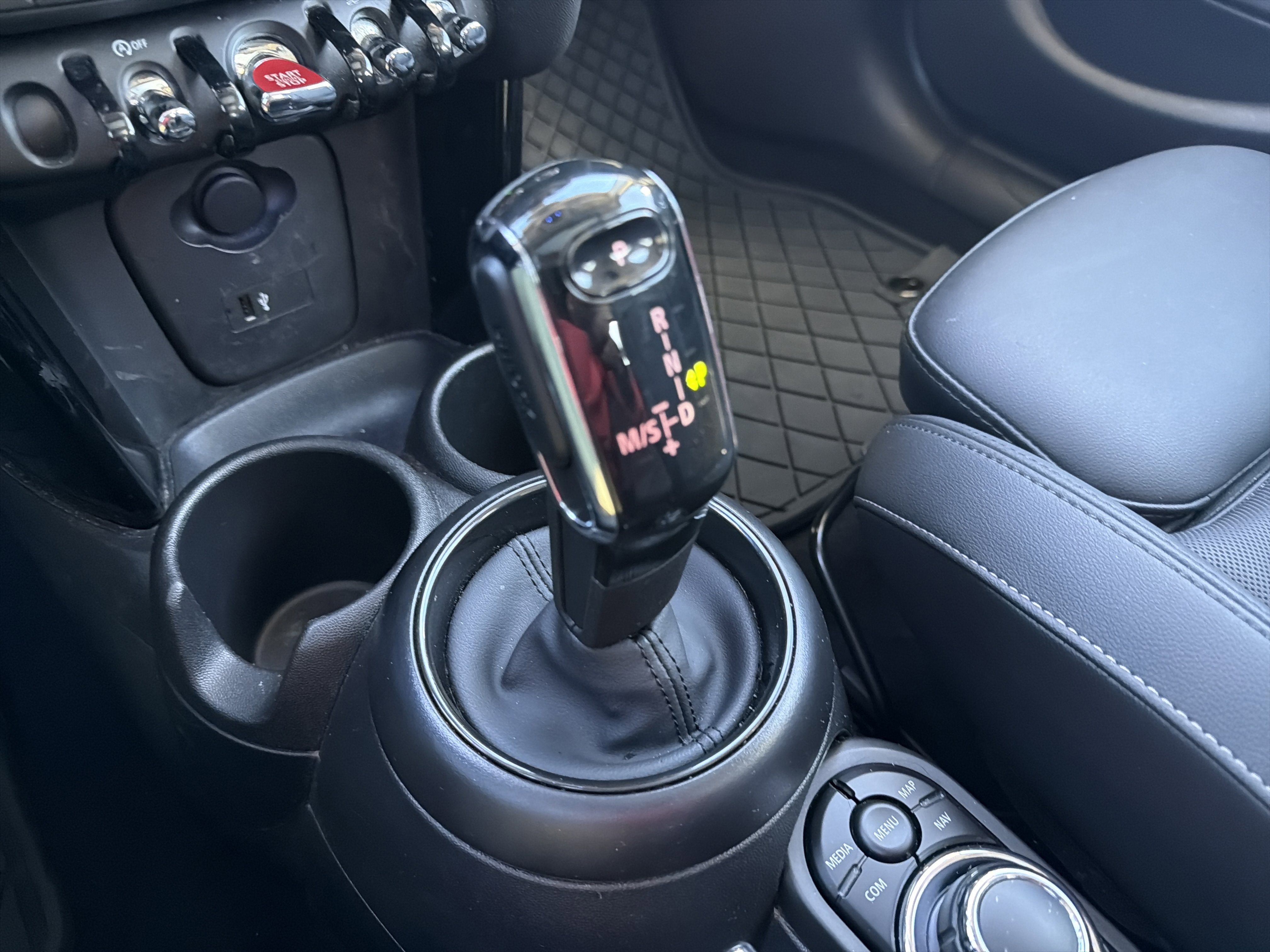 2024 MINI Cooper S Signature