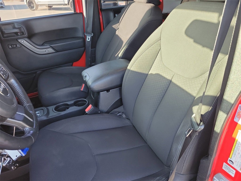 2016 Jeep Wrangler Unlimited Sport