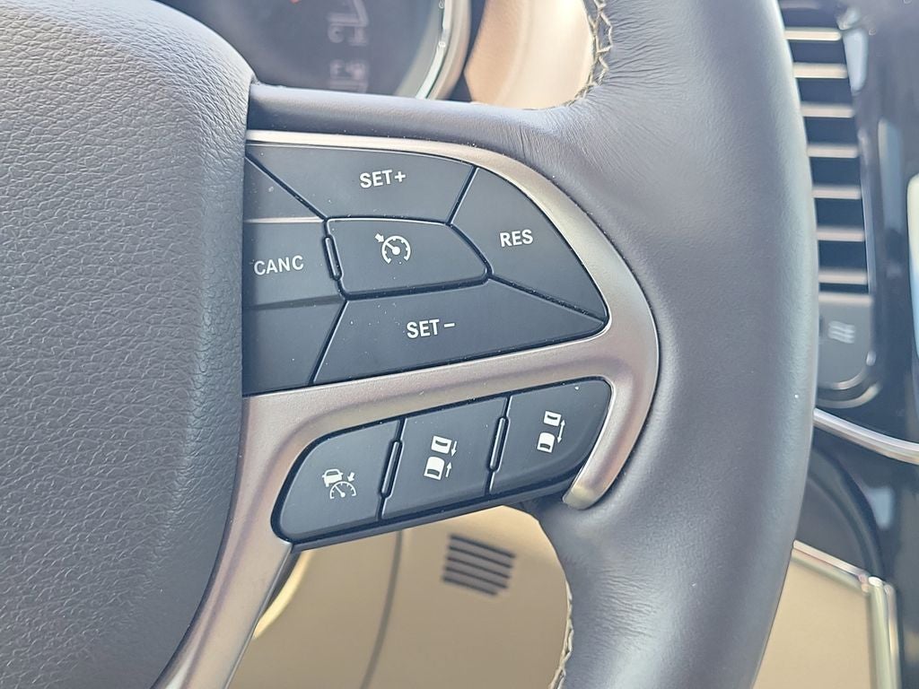 2019 Jeep Grand Cherokee Overland