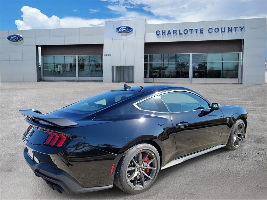 2026 Ford Mustang Dark Horse