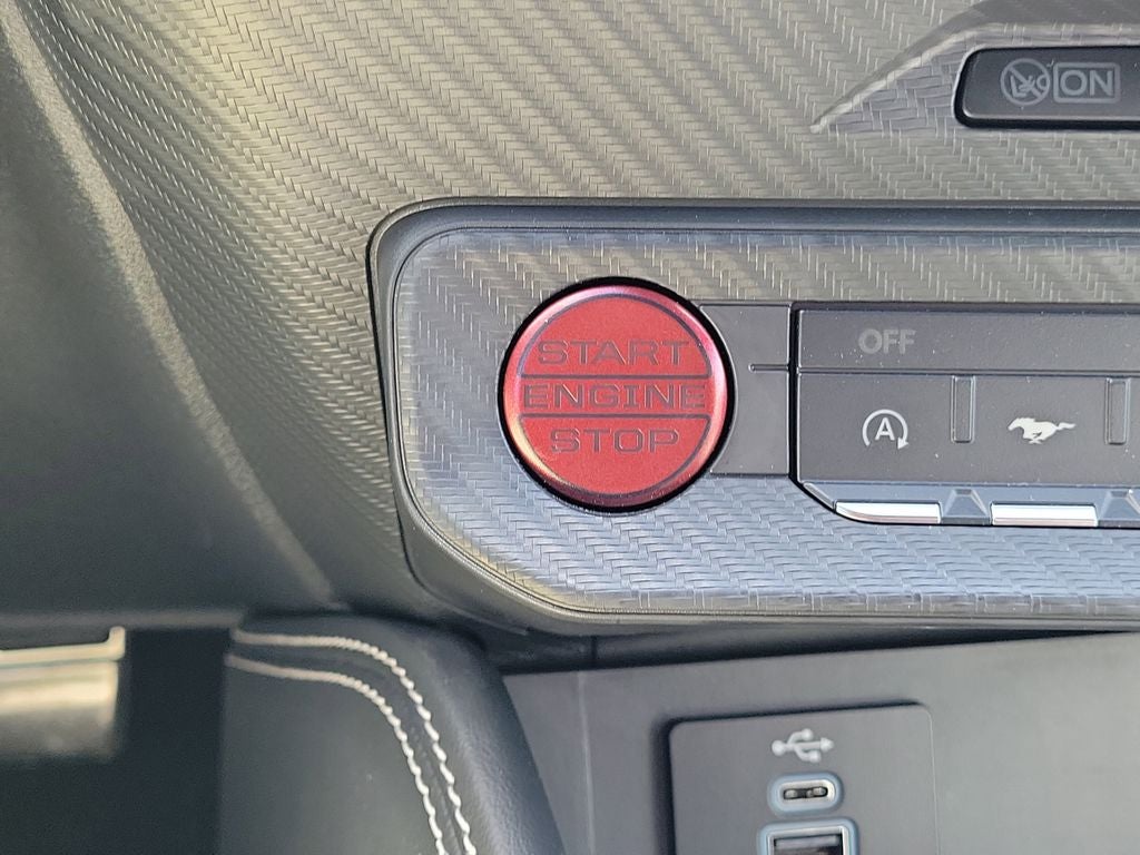 2025 Ford Mustang EcoBoost Premium