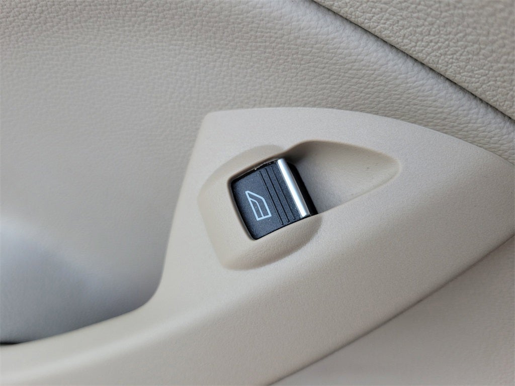 2018 Ford C-Max Hybrid SE