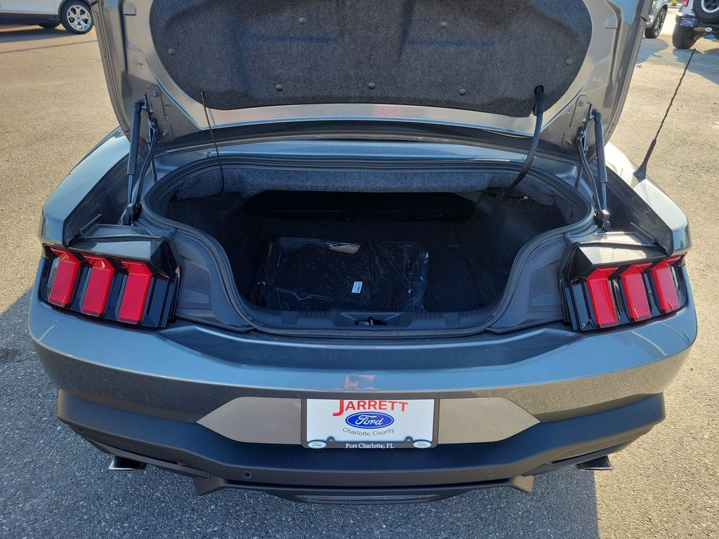 2025 Ford Mustang EcoBoost