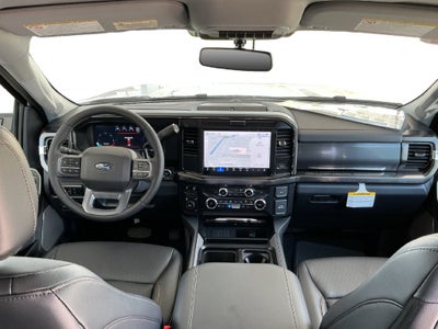 2027 Ford F-350SD Lariat DRW