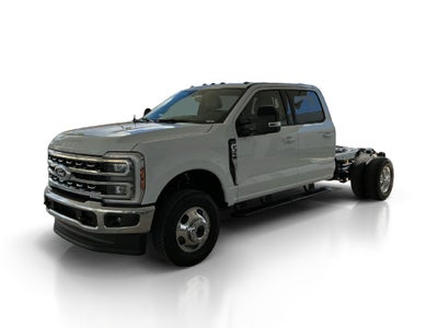 2027 Ford F-350SD Lariat DRW