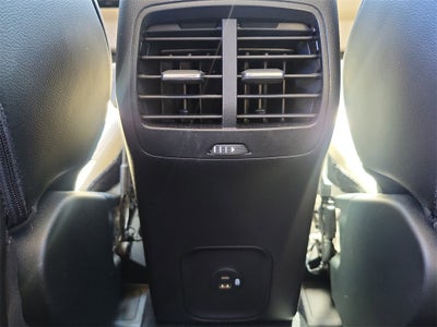 2022 Ford Escape Hybrid Titanium