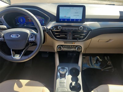 2022 Ford Escape Hybrid Titanium