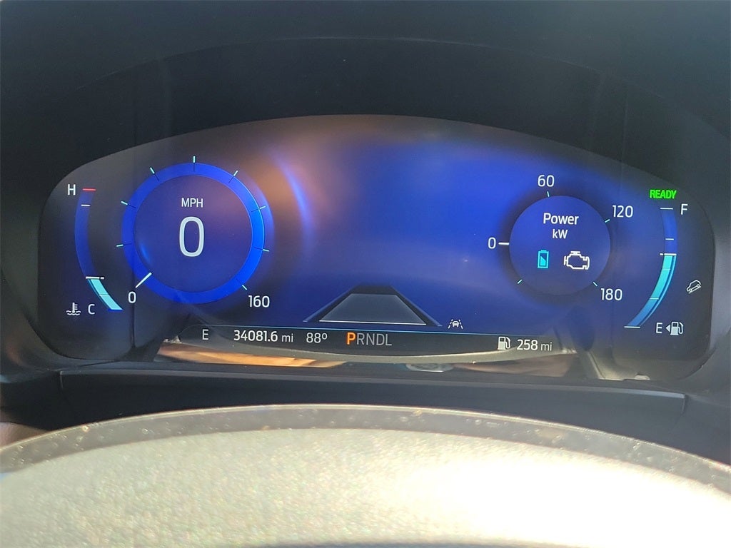 2022 Ford Escape Hybrid Titanium