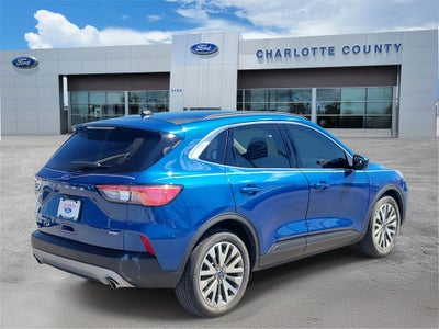 2022 Ford Escape Hybrid Titanium